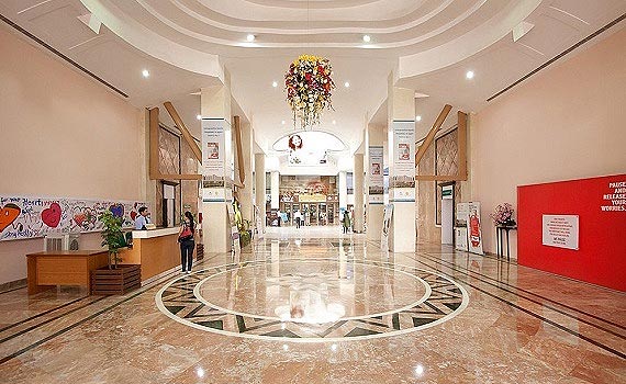 Apollo Hospitals Delhi India